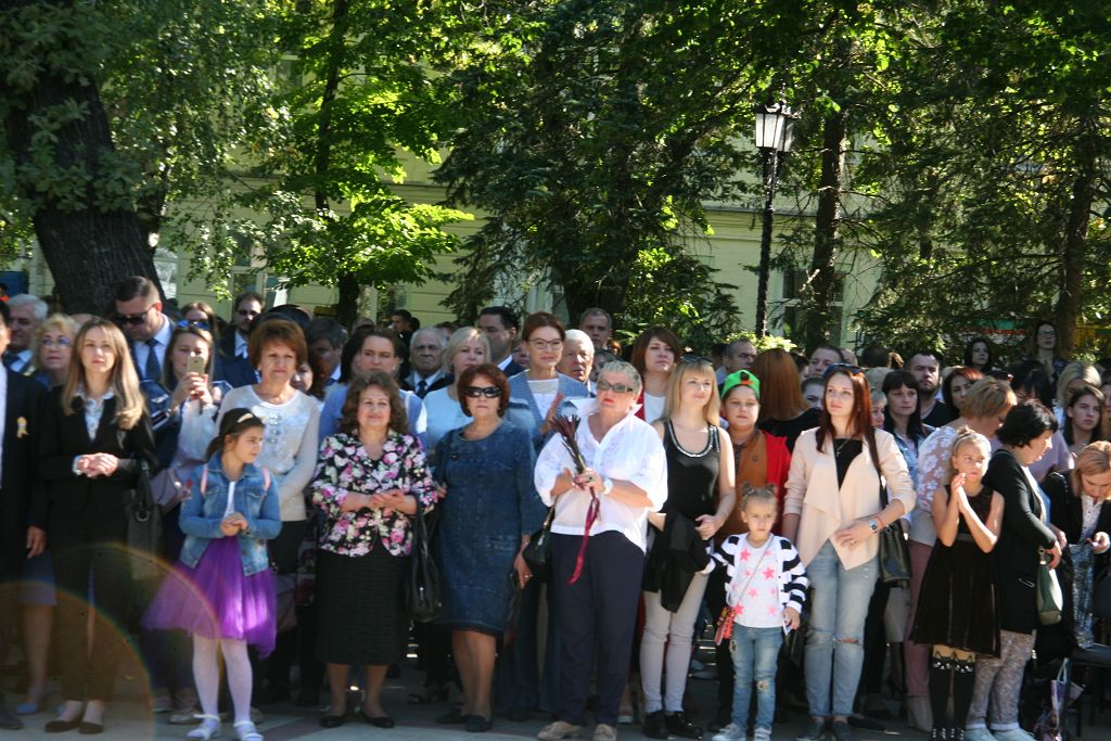 В Ставрополе открыли новый пилон на Аллее Почетных граждан