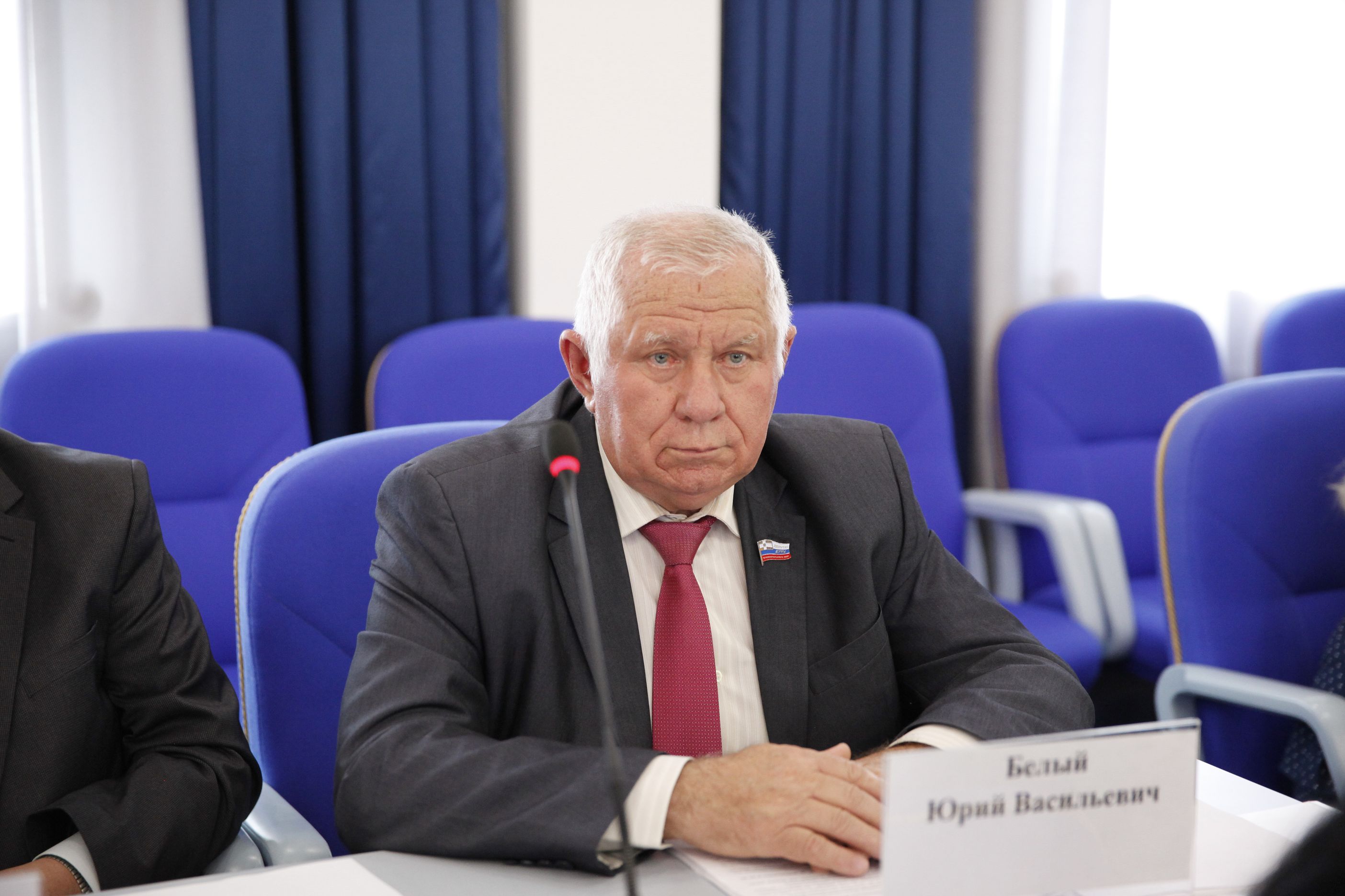 Депутаты обсудили проблемы и перспективы малого и среднего бизнеса