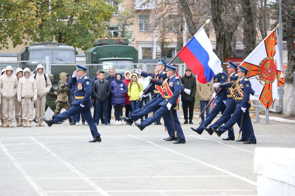 С праздником, разведчики!