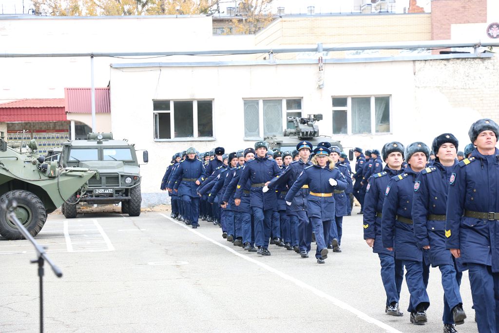 С праздником, разведчики!
