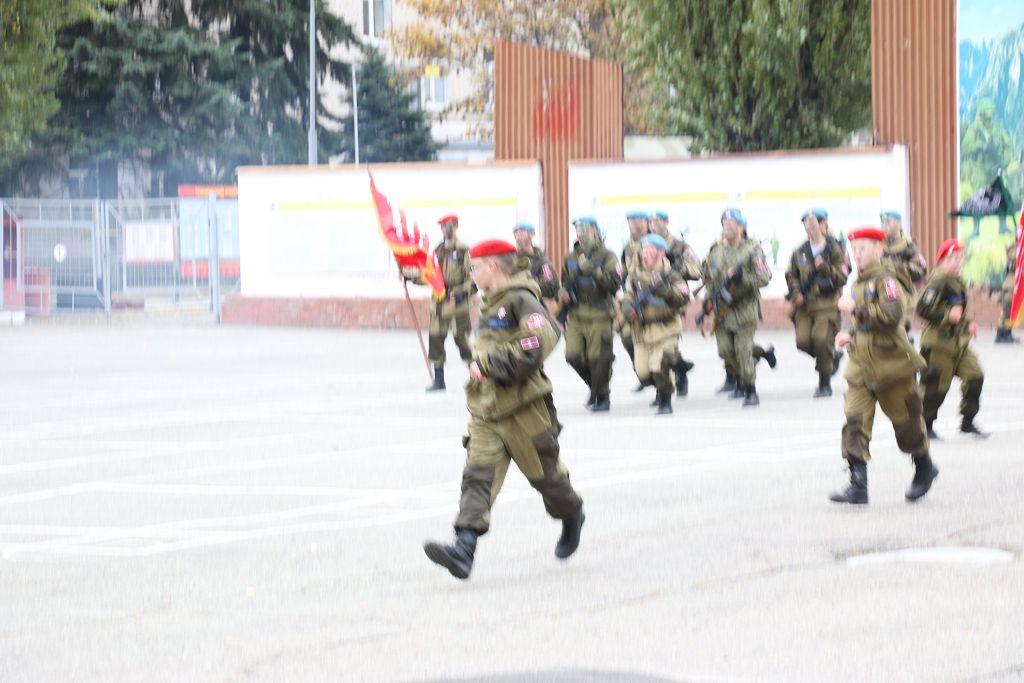 С праздником, разведчики!