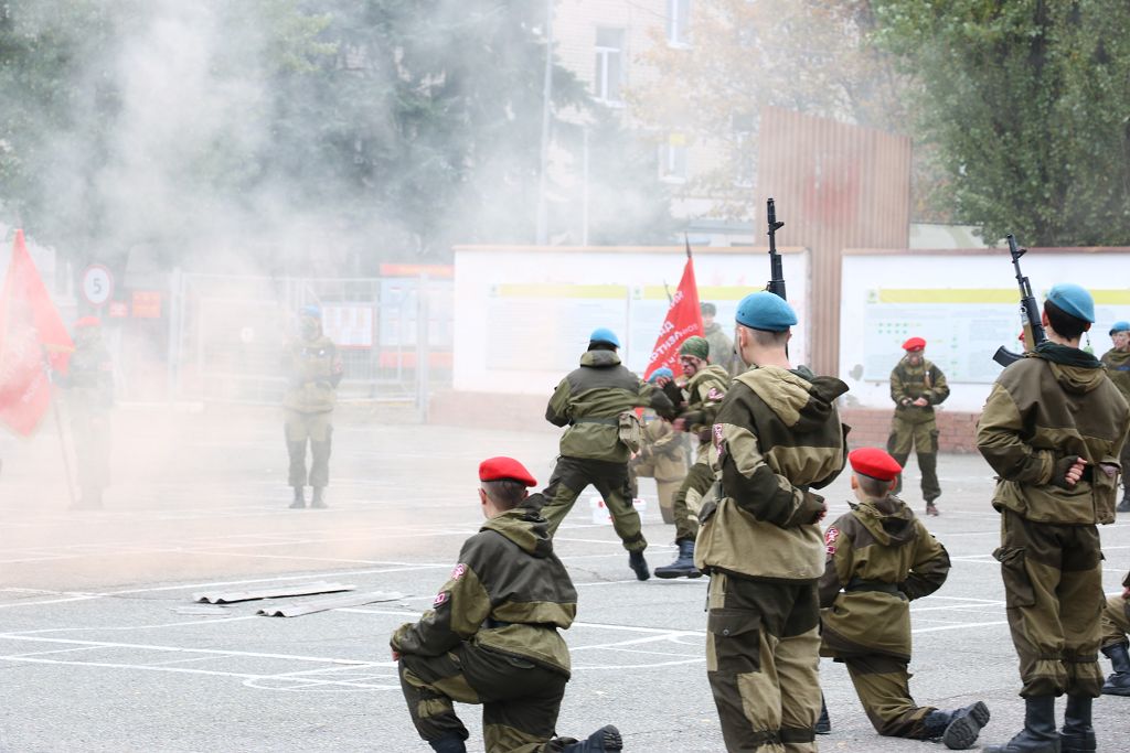С праздником, разведчики!