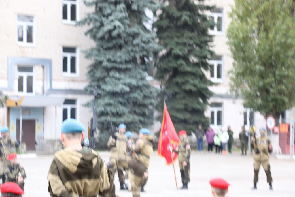 С праздником, разведчики!
