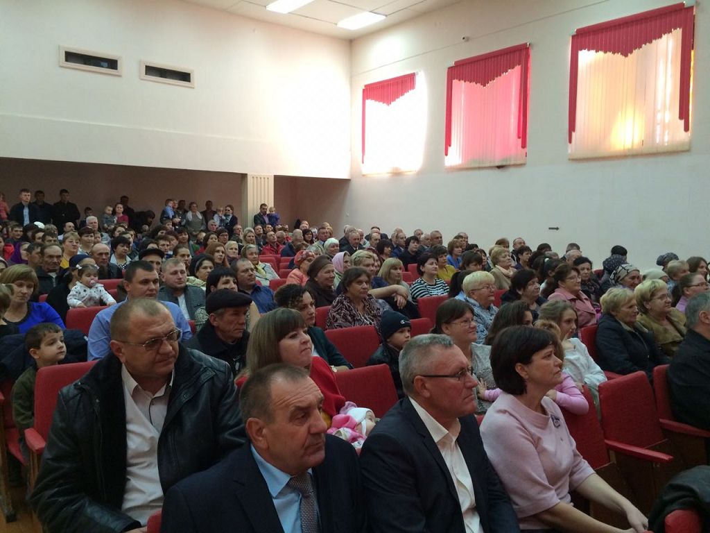 Поздравили родниковцев с юбилейными датами