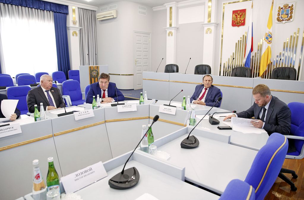 Сконцентрироваться на острых вопросах