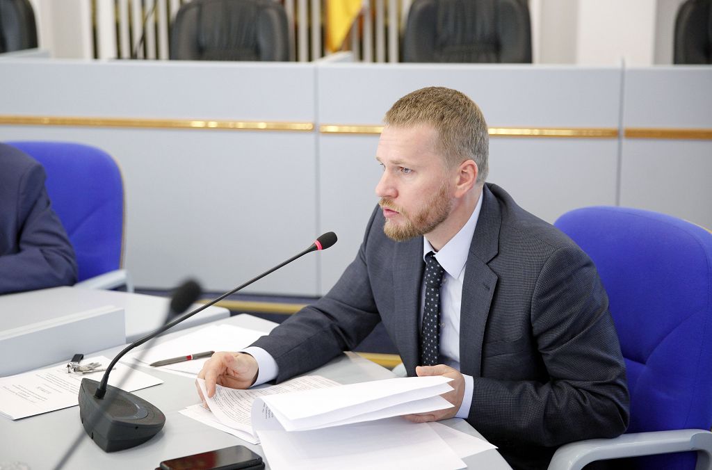 Сконцентрироваться на острых вопросах