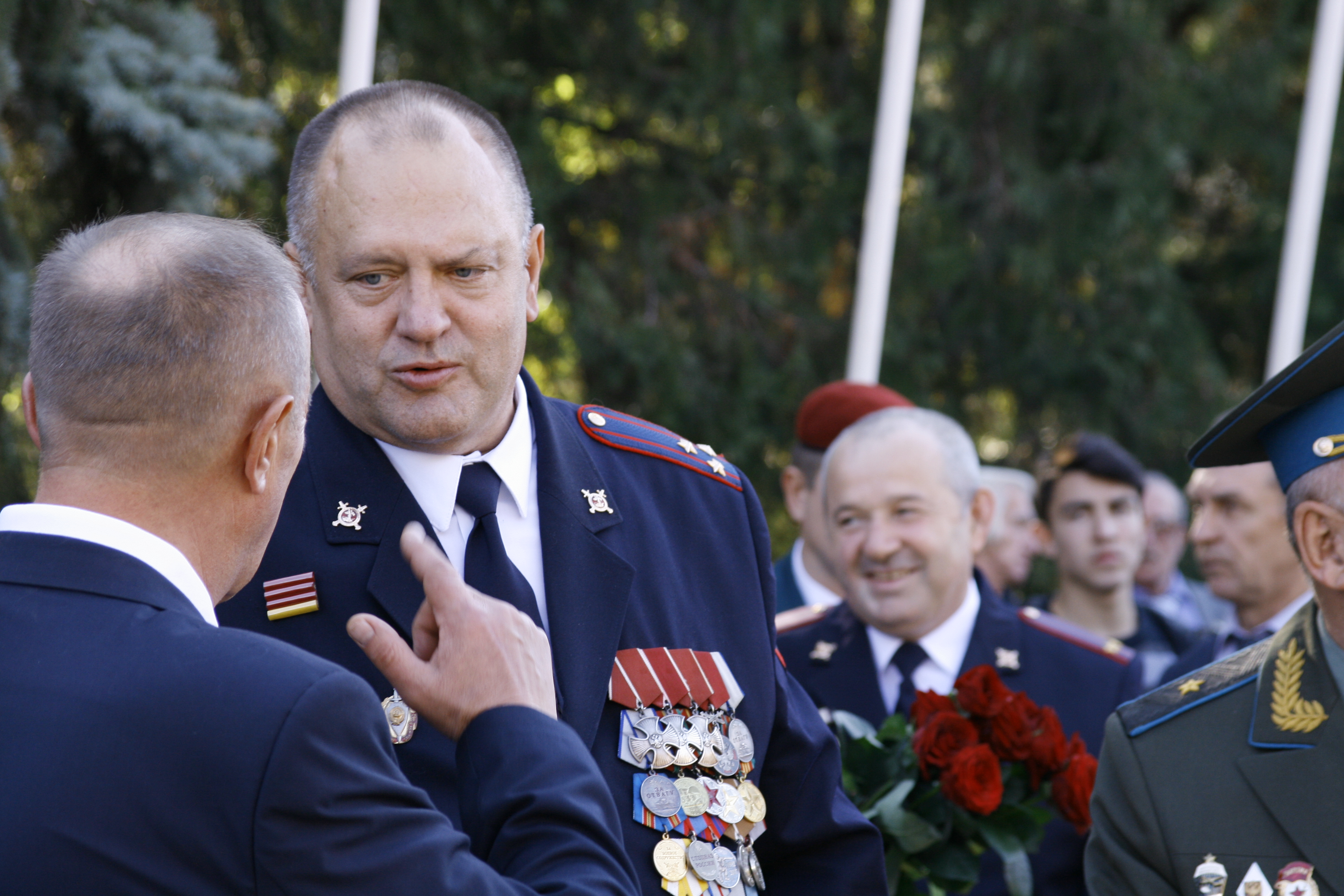 Герои в строю!