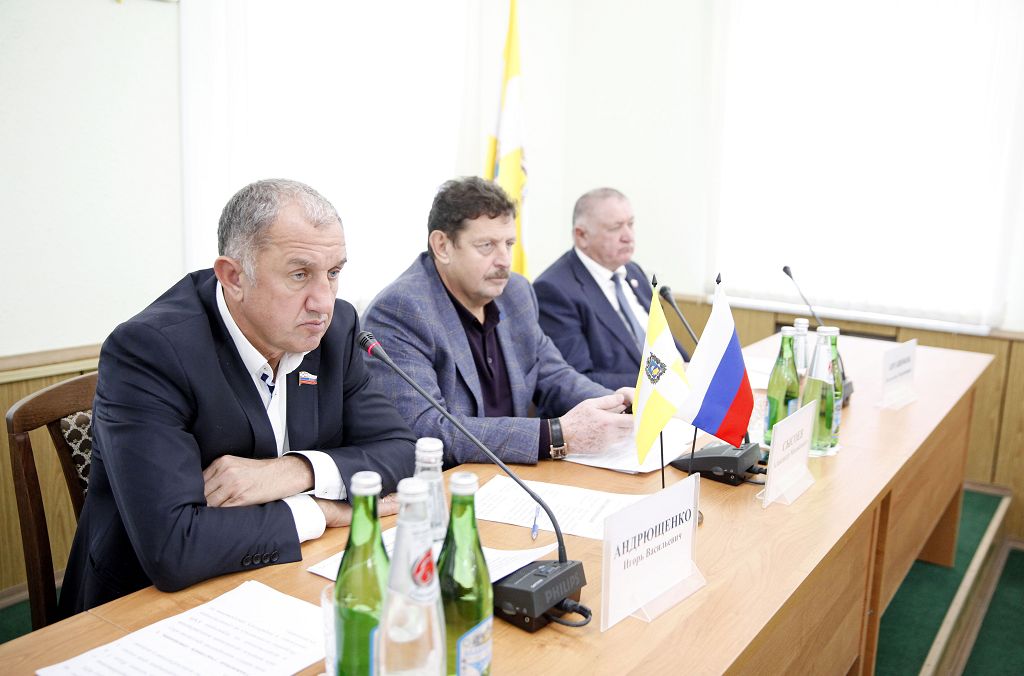 Необходимо комплексное решение