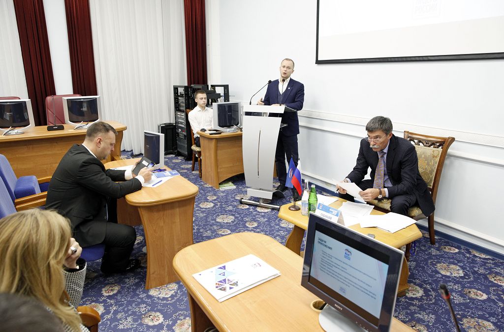 «Единая Россия» готовится к обновлению