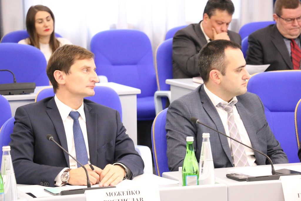 Бюджет требует корректировок