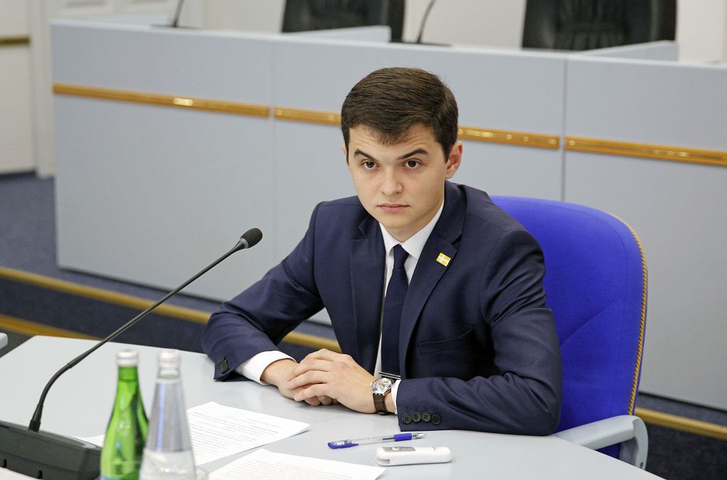 Участники «Школы парламентаризма» переняли опыт краевых депутатов