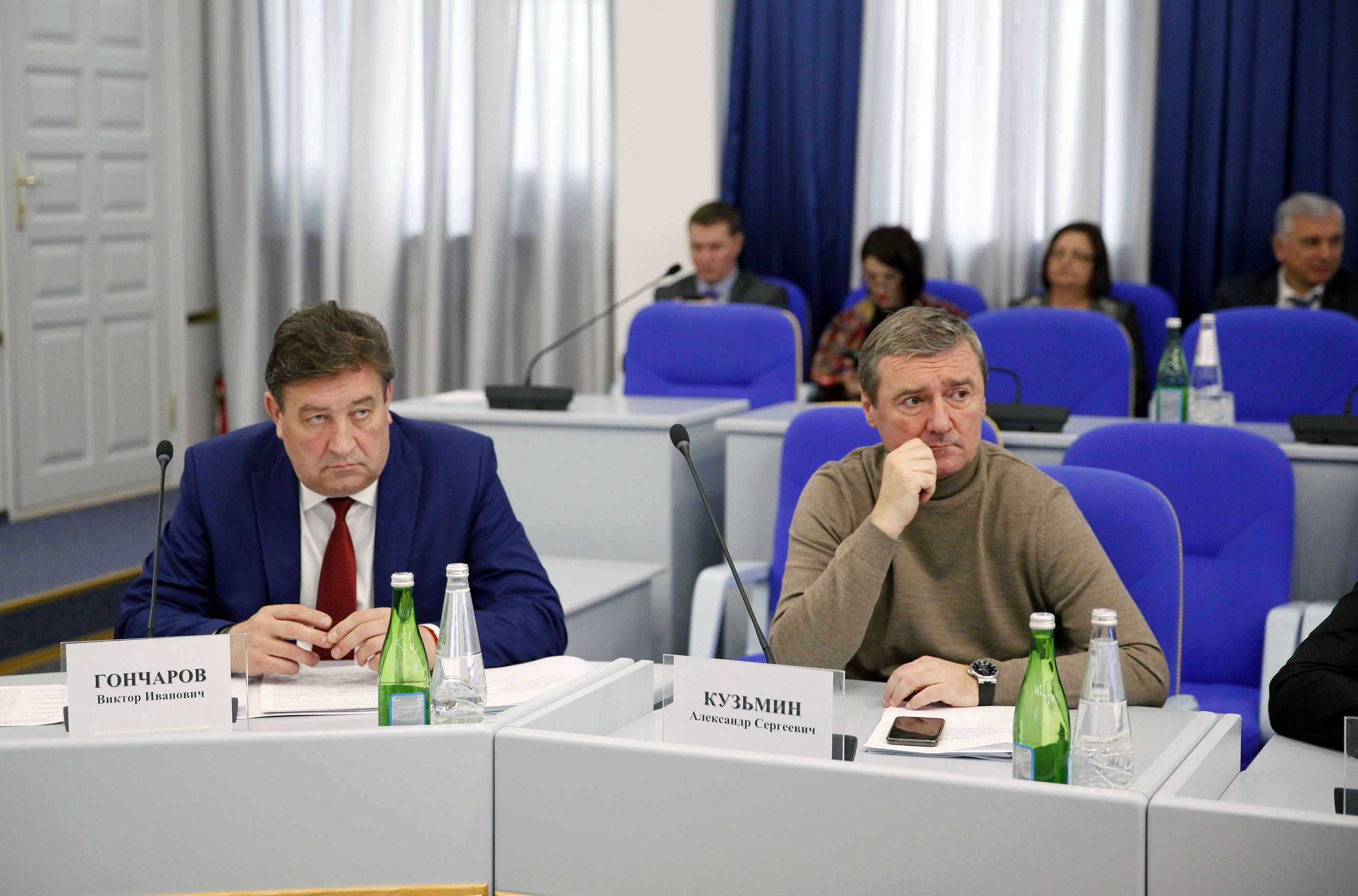Разговор на злобу дня с непарламентскими партиями