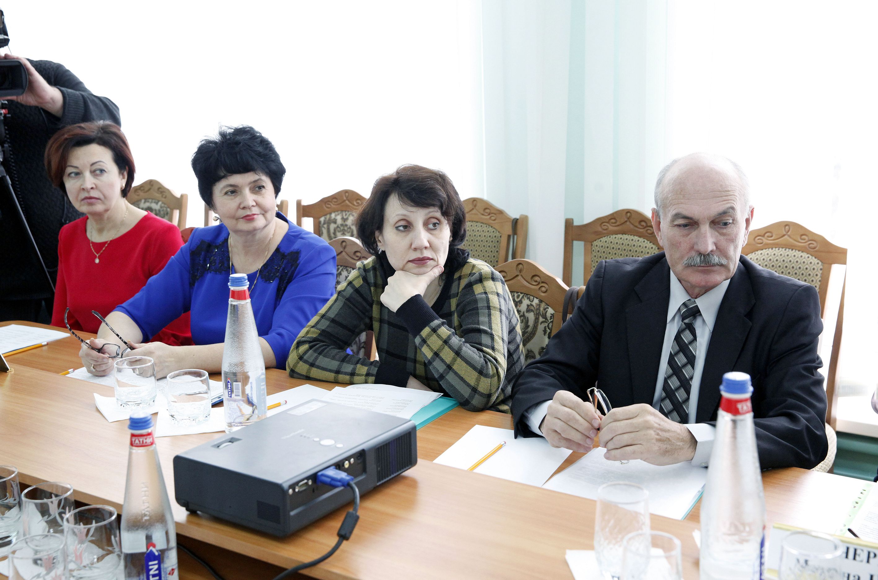 Разрушая барьеры