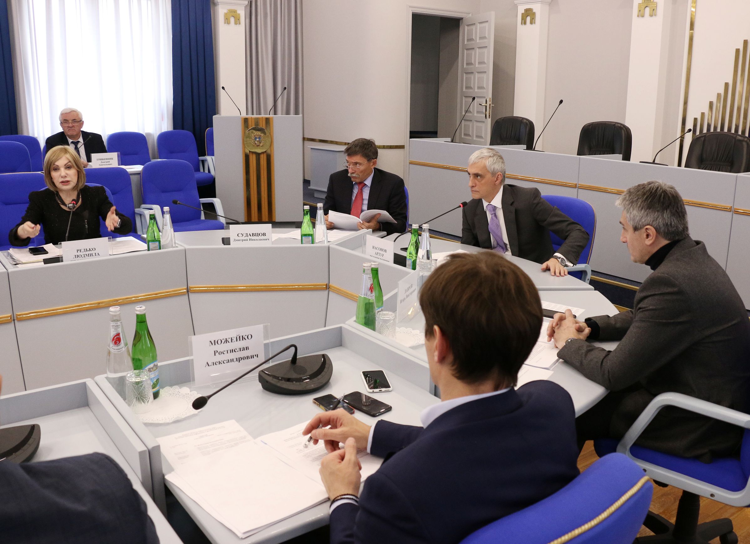 В центре внимания дети-сироты
