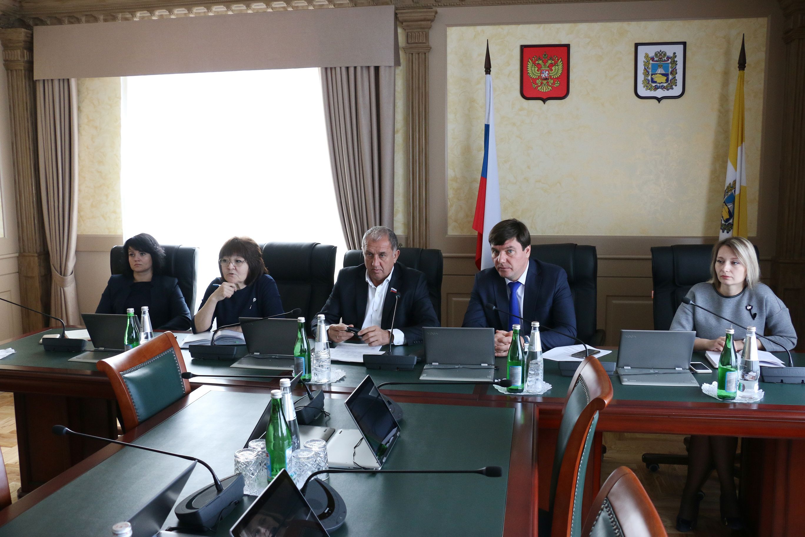 Усилить контроль в сфере платежей за энергоресурсы