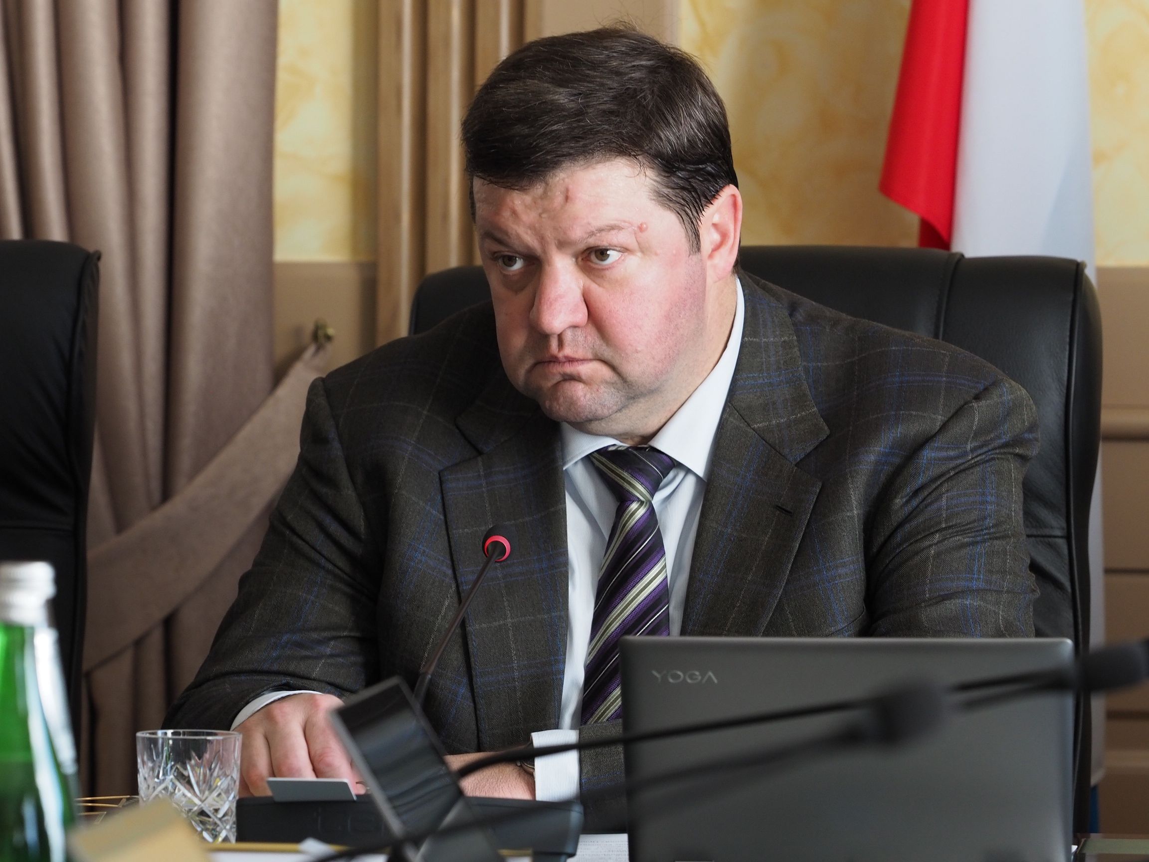 За неделю до первого заседания Думы в 2019-м