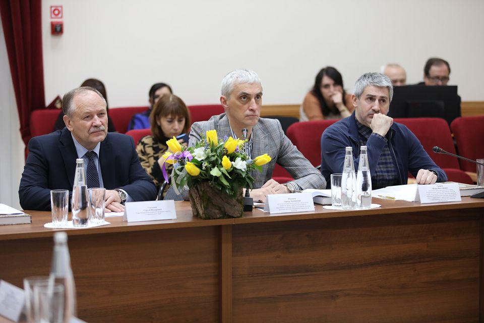 Временная комиссия Думы края изучила работу парков культуры в Новоалександровске