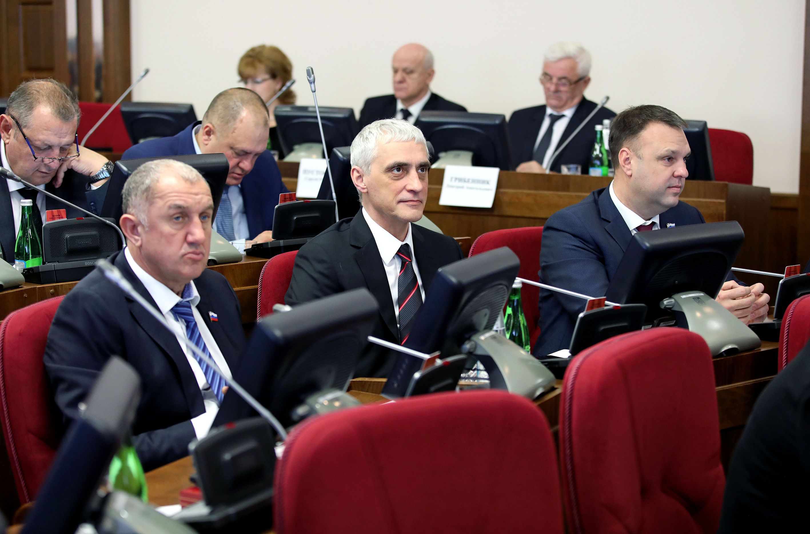 С планами определились