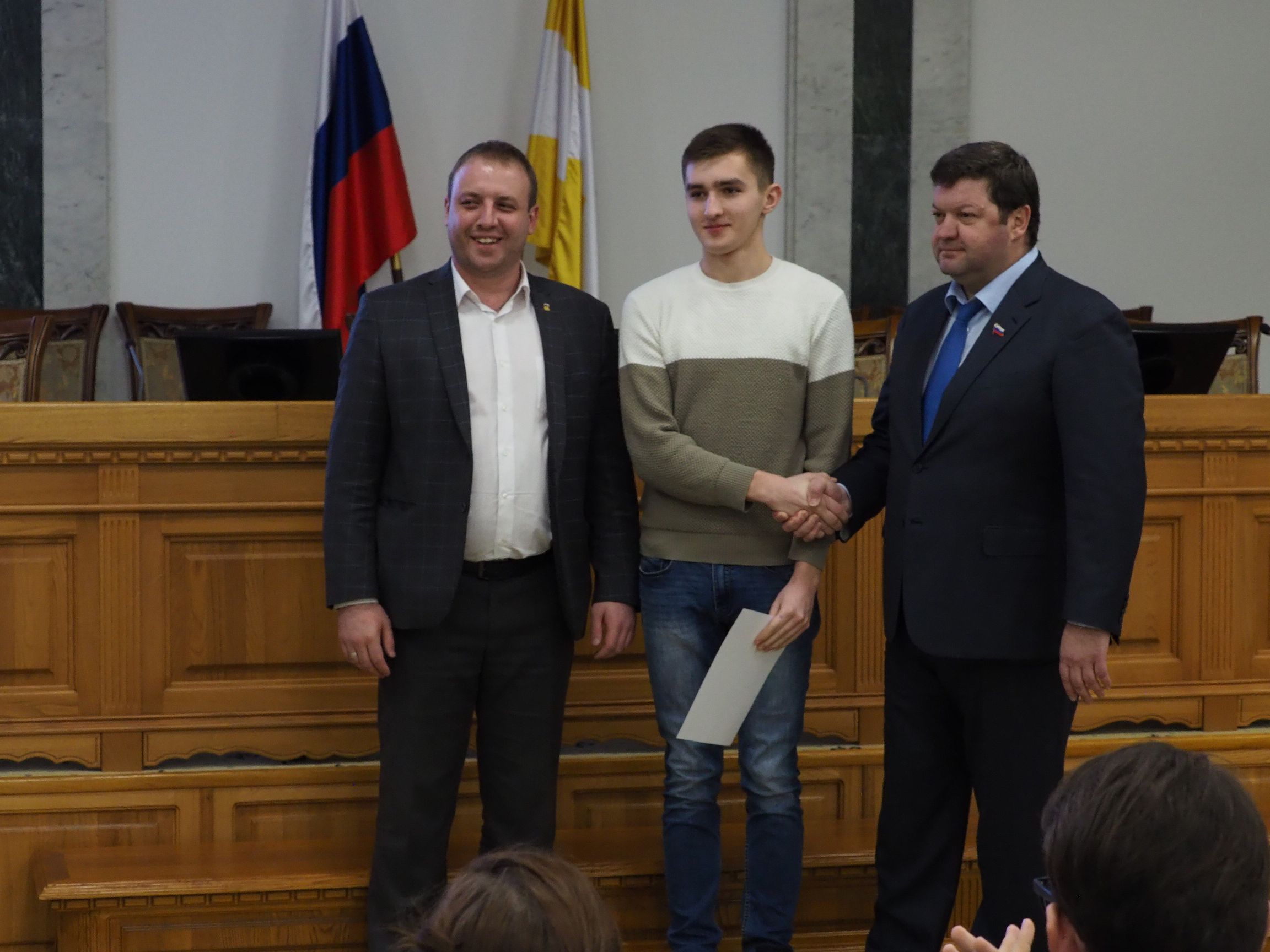 "Школа парламентаризма" завершила работу на Ставрополье