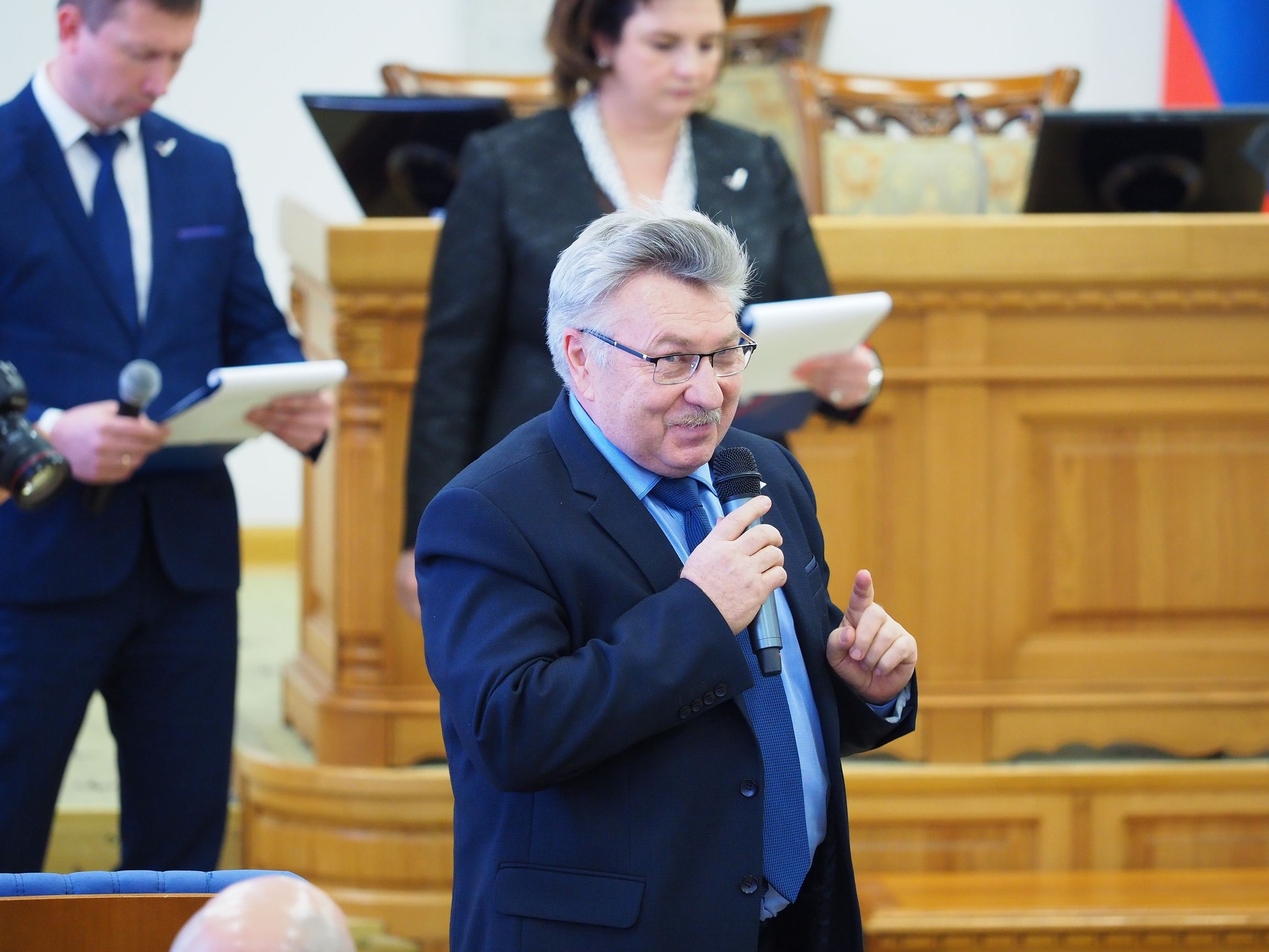 Добиться решения задач, поставленных президентом страны