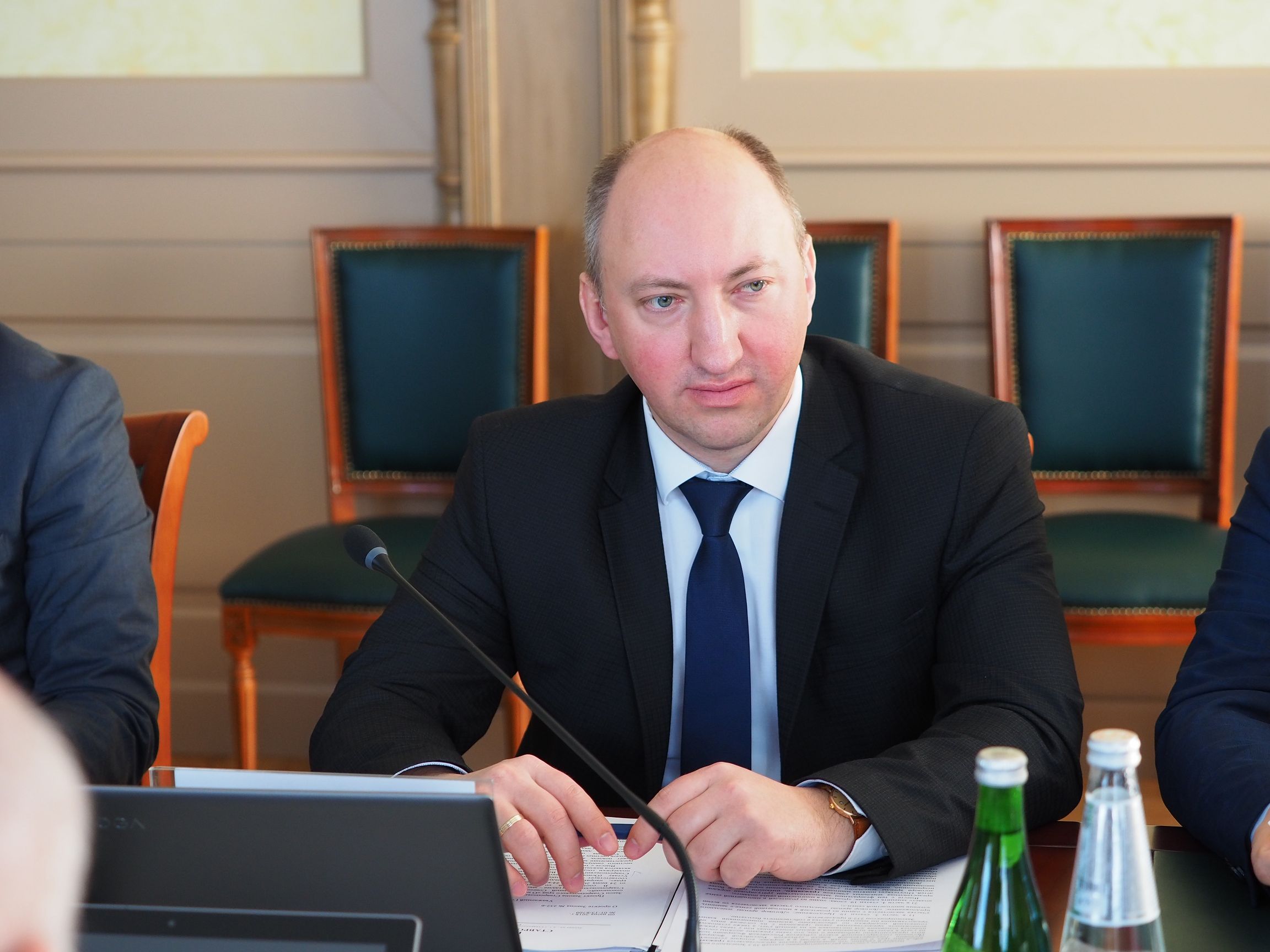 Работа продолжается