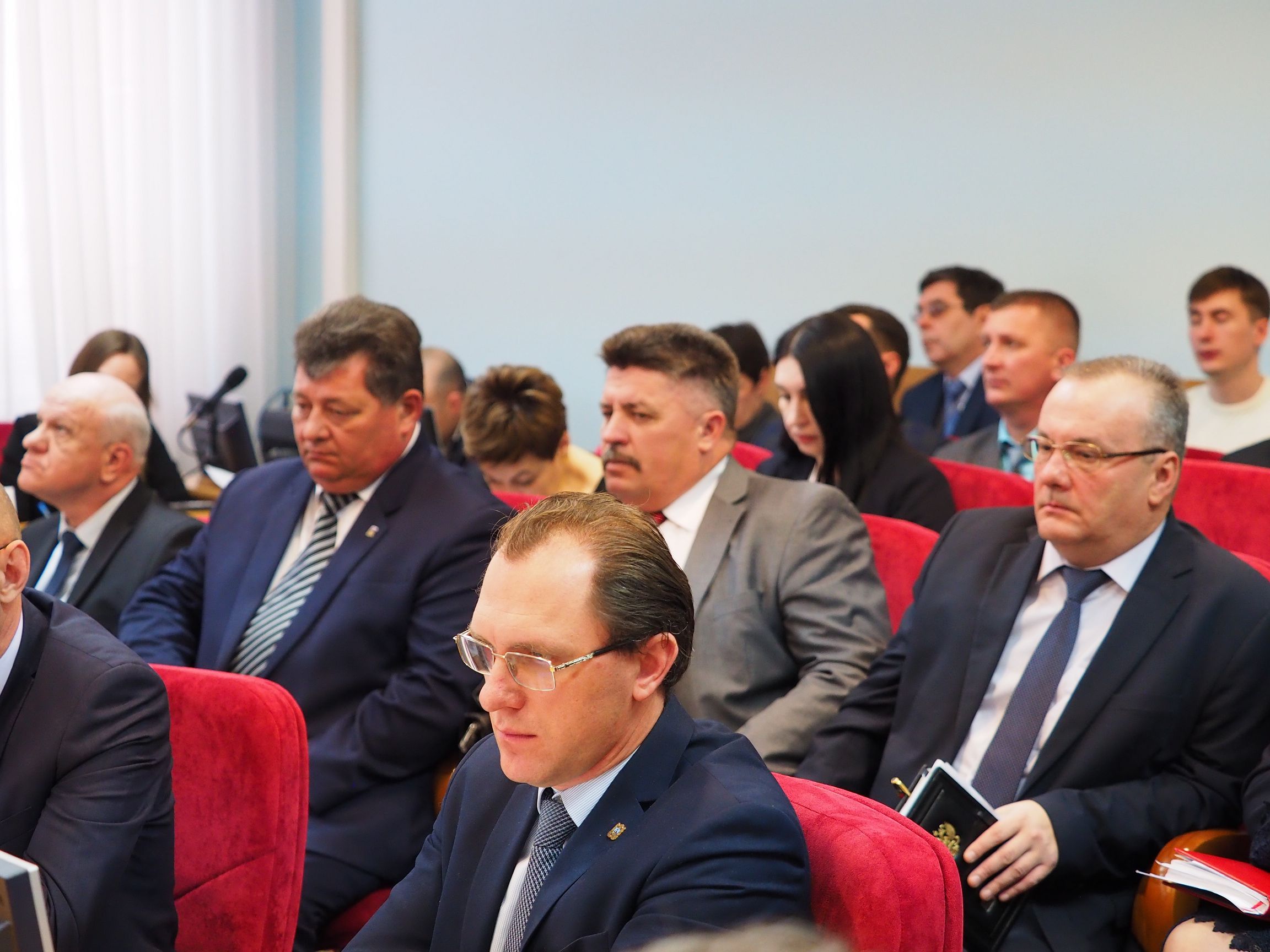 В центре внимания – тарифы и противопаводковые мероприятия