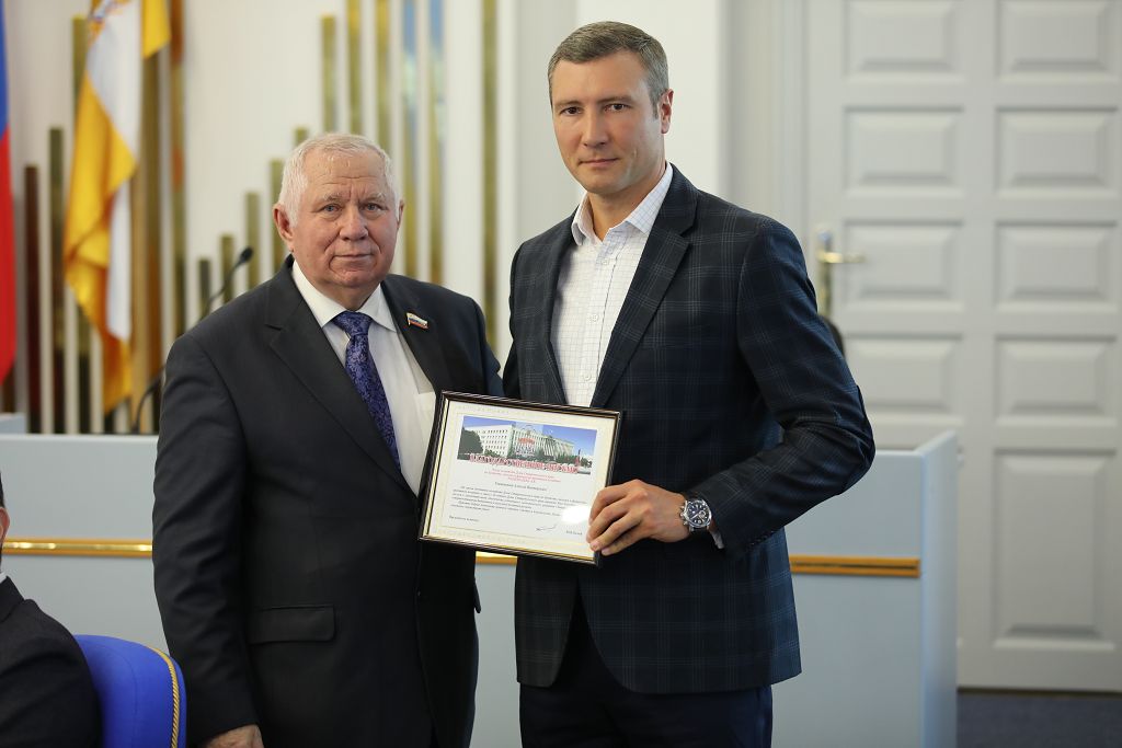 В необычном формате