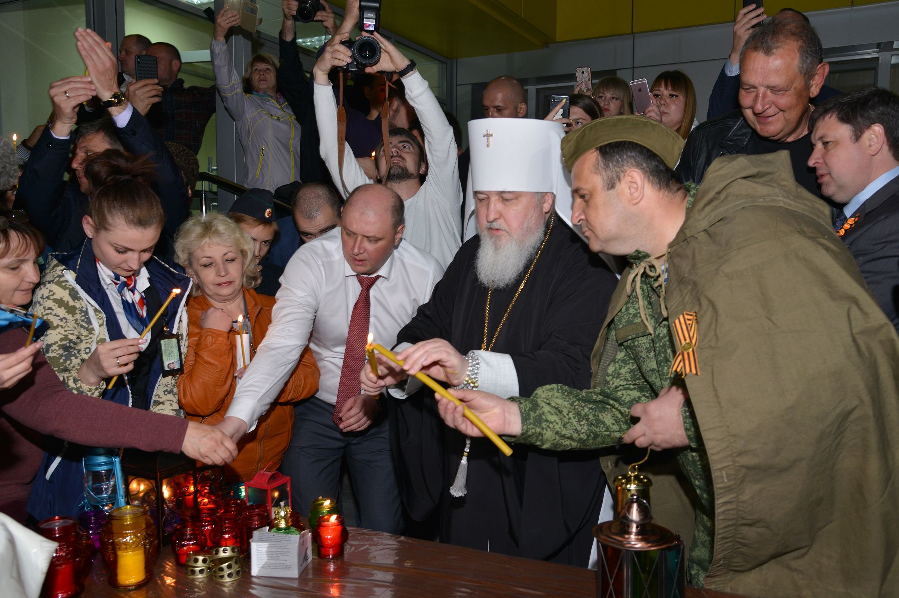 Встретили огонь