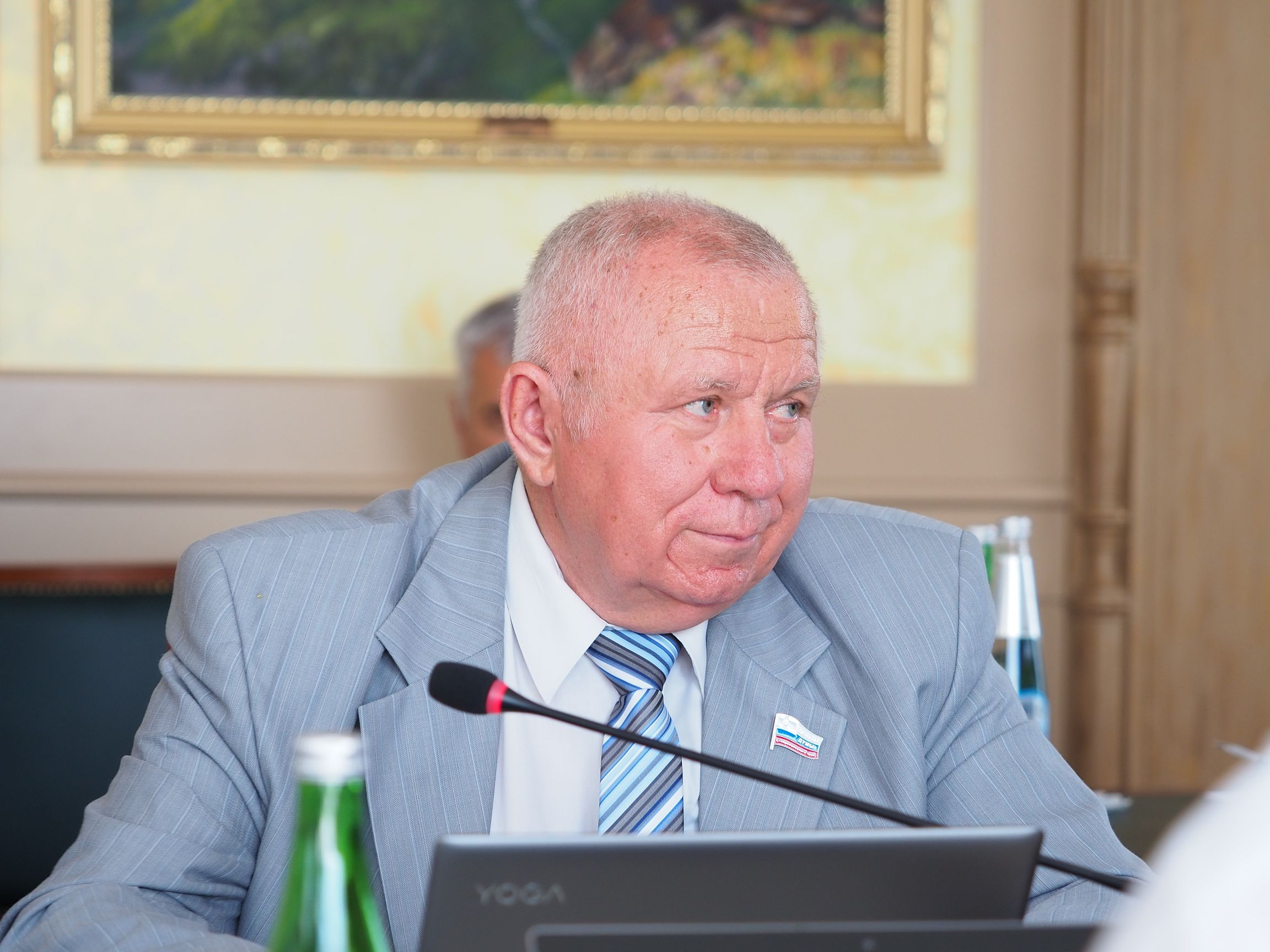 За неделю до июльского заседания
