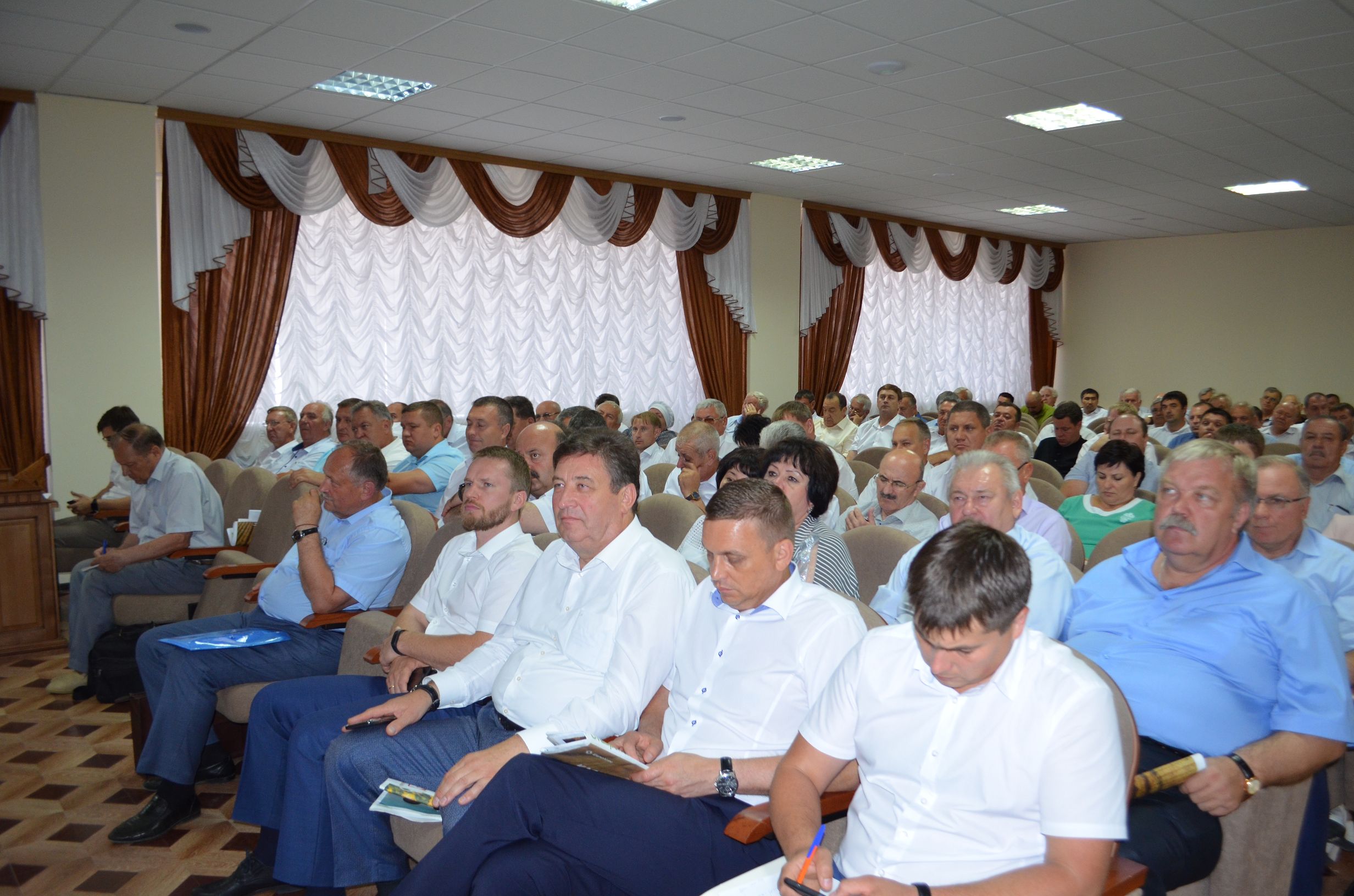 Уборочная страда в полном разгаре
