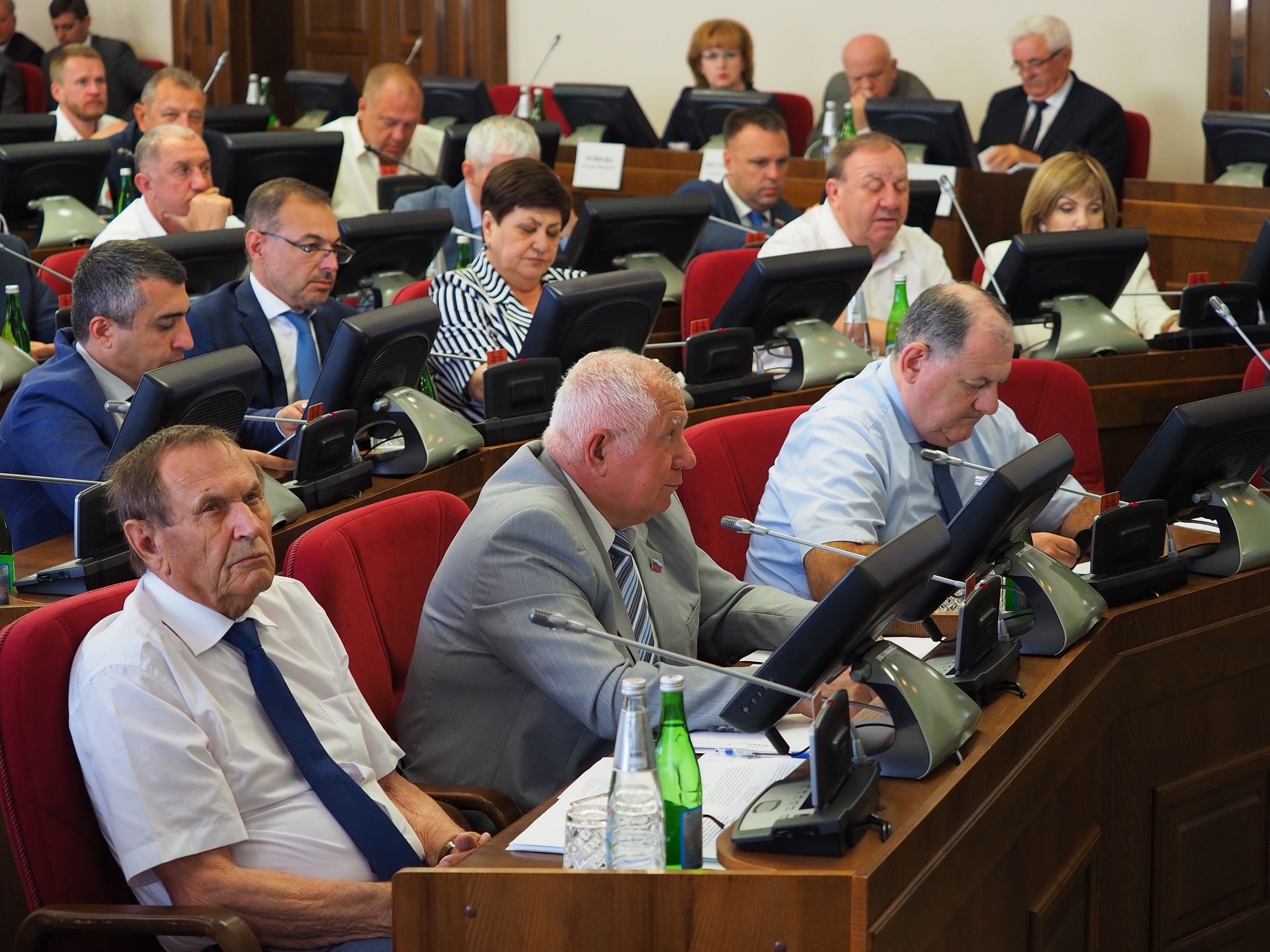 Сессия завершена – работа продолжается