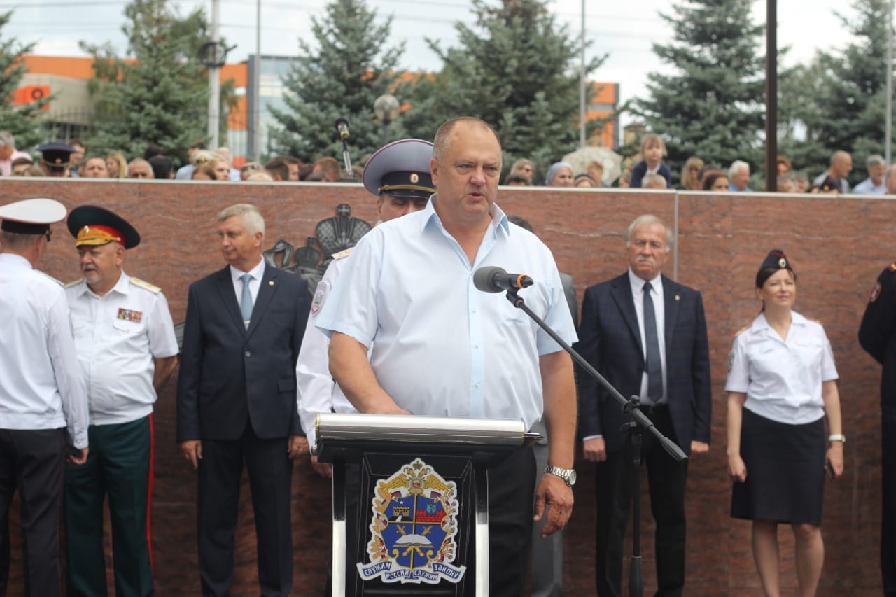Успехов в службе