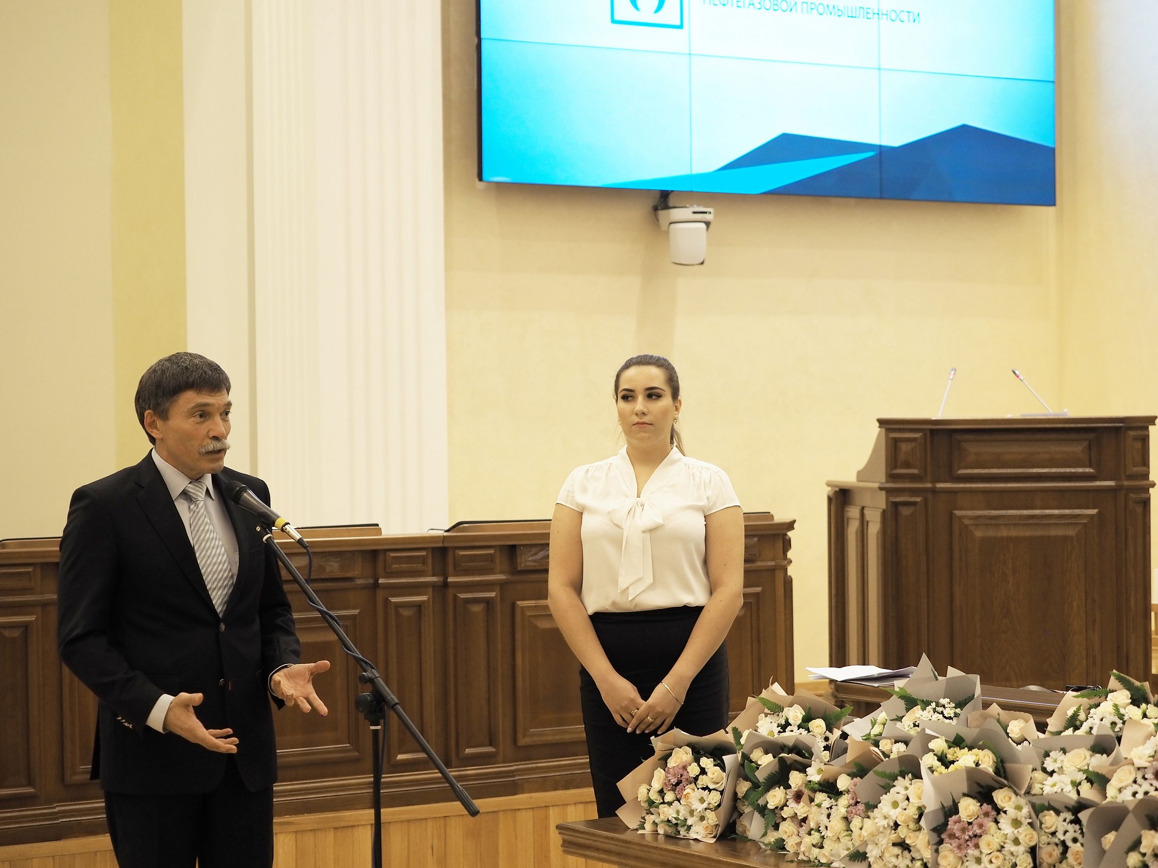 С благодарностью за труд