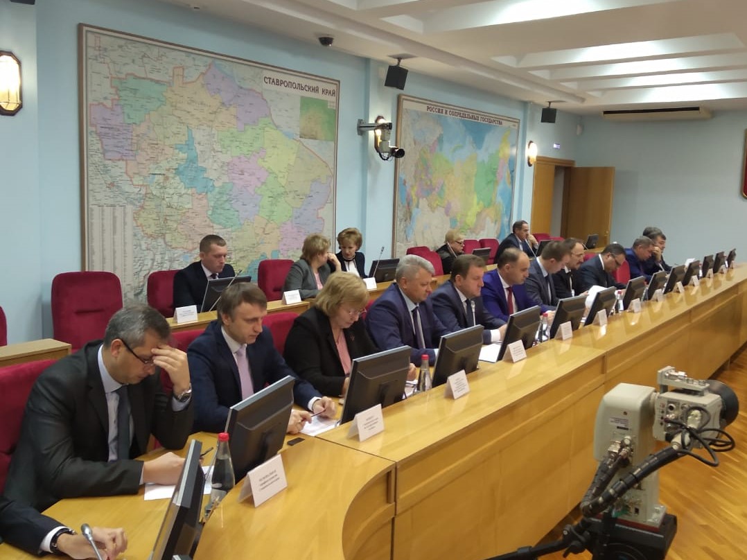 Вопросы развития инвестиционной деятельности обсудили на Ставрополье