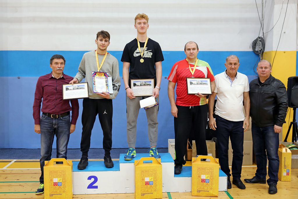 Красивая игра, достойные награды