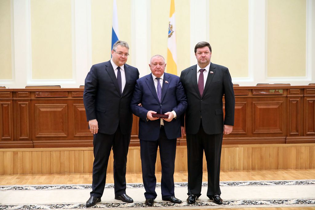 Церемония вручения госнаград прошла в Ставрополе