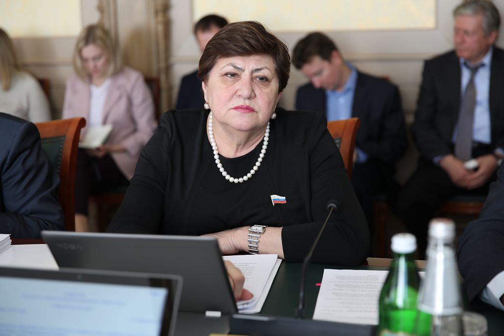 За неделю до завершающего 2019 год заседания