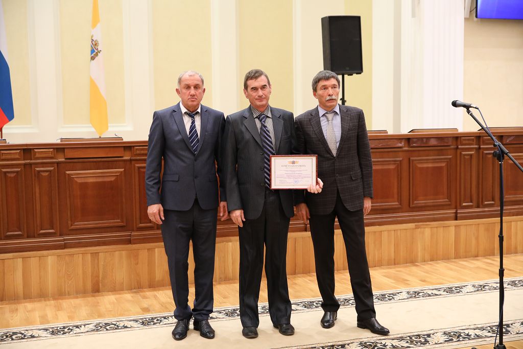 Энергетики принимают поздравления