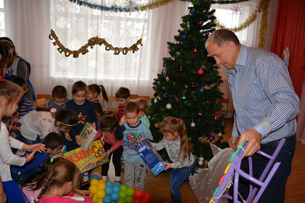 В роли Деда Мороза
