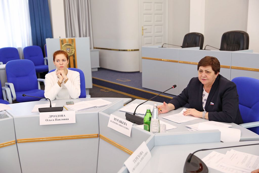 Инвалидов, участников ВОВ и несовершеннолетних узников фашизма освободят от оплаты коммуналки