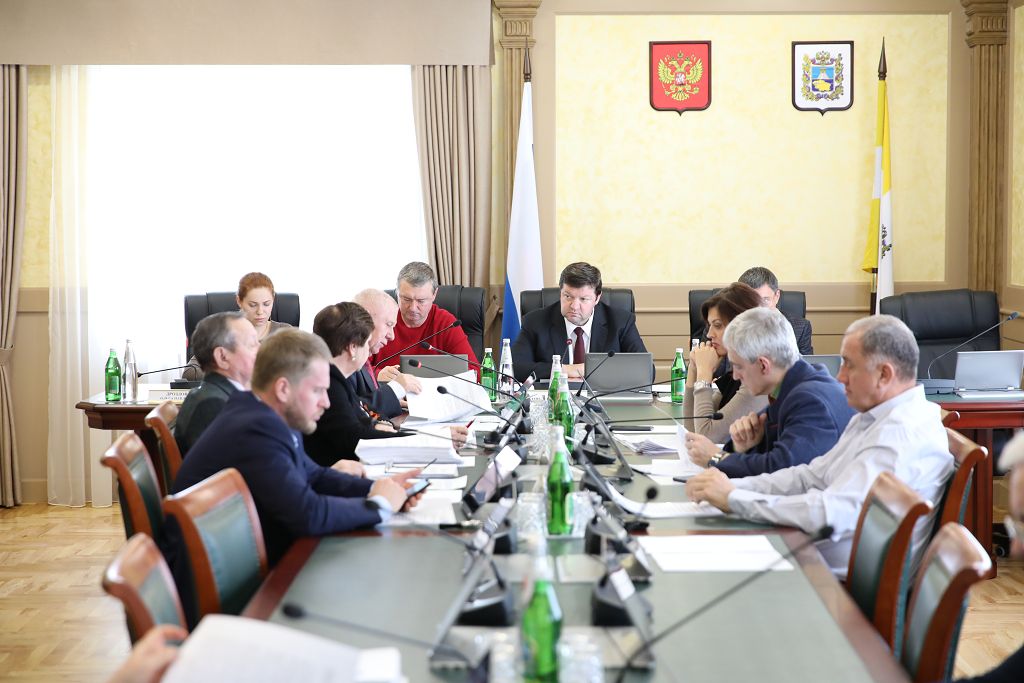 За неделю до первого заседания Думы в 2020-м