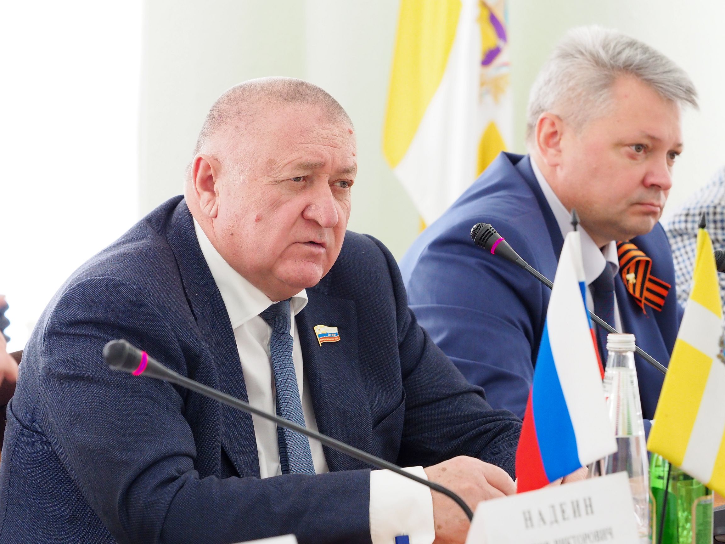 Проблемы нужно решать комплексно