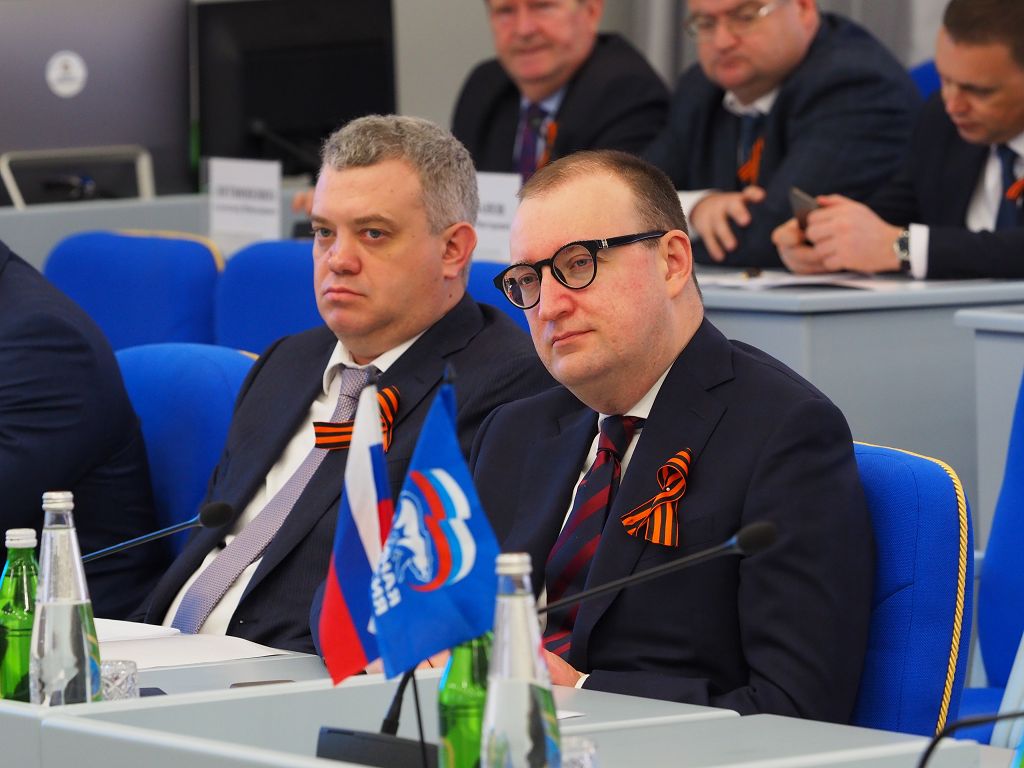 Единоросы обсудили ход программы местных инициатив на Ставрополье