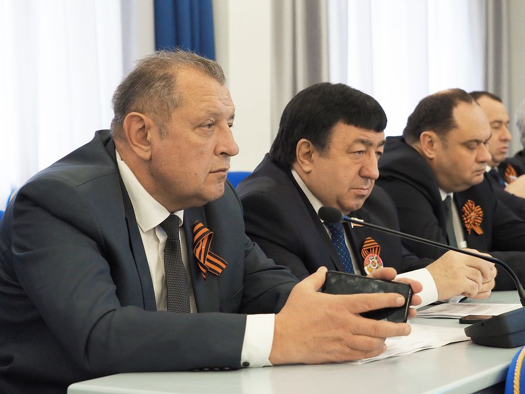 Единоросы обсудили ход программы местных инициатив на Ставрополье
