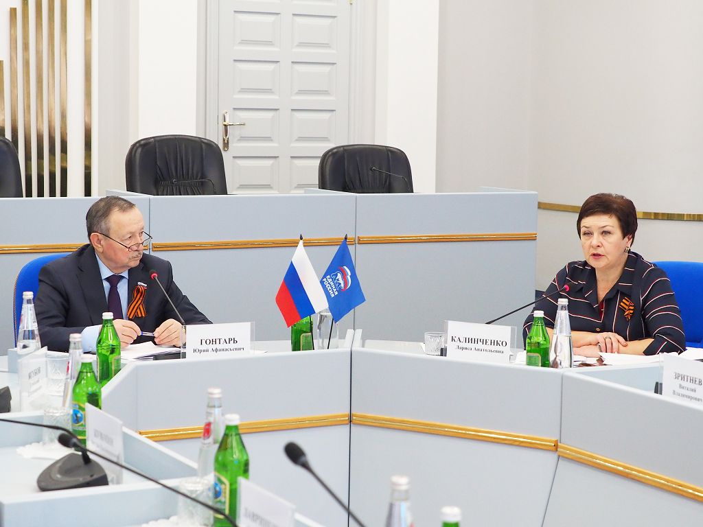 Единоросы обсудили ход программы местных инициатив на Ставрополье