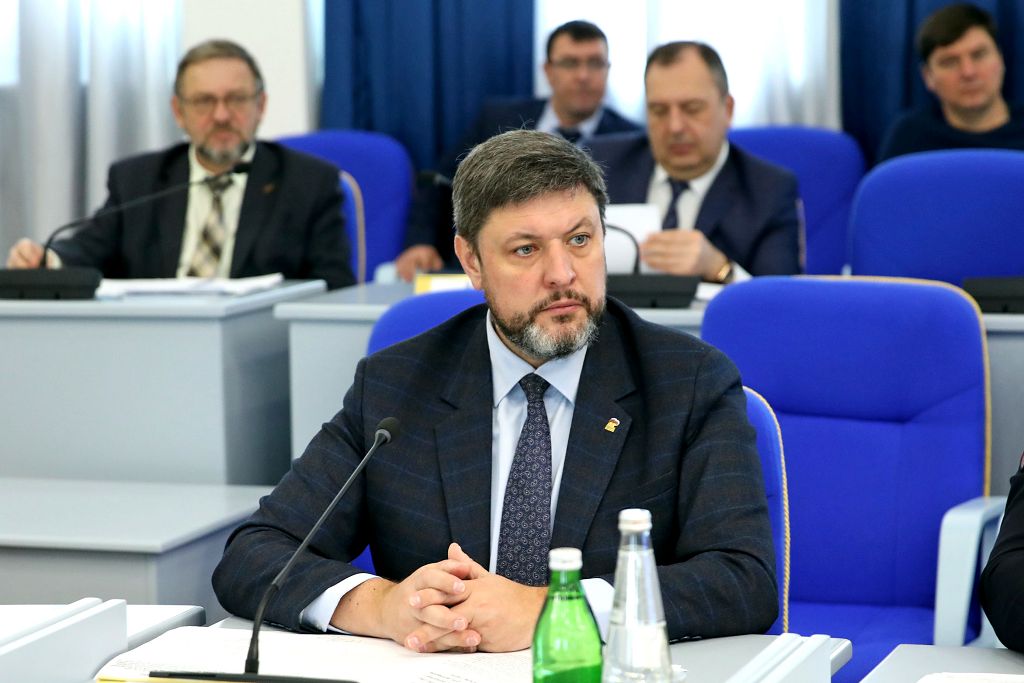Полная свобода и безнаказанность: машины с иностранными номерами стали проблемой для края