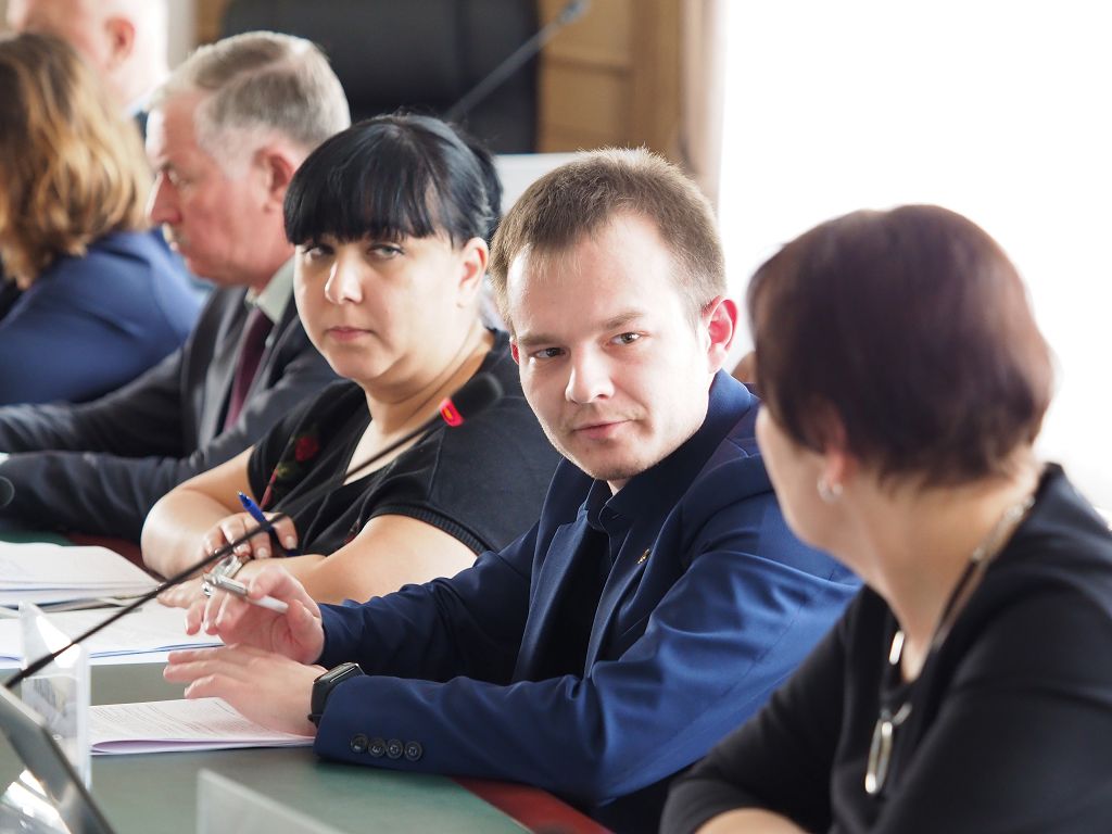 На Ставрополье начнут штрафовать за парковку на газонах