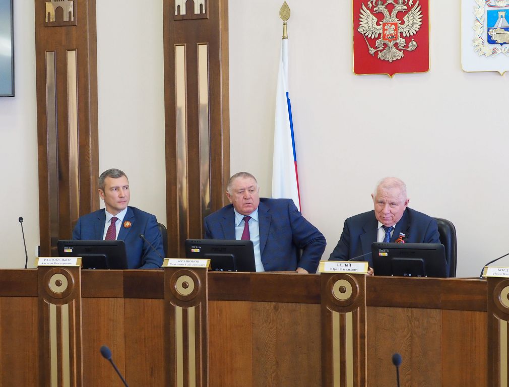 Готовятся к принятию законодательные корректировки