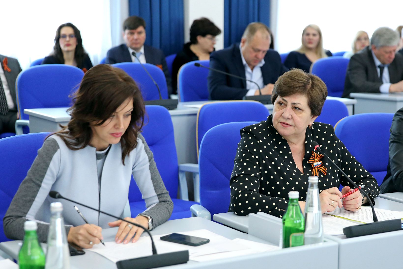 Социальным направлениям – парламентский контроль