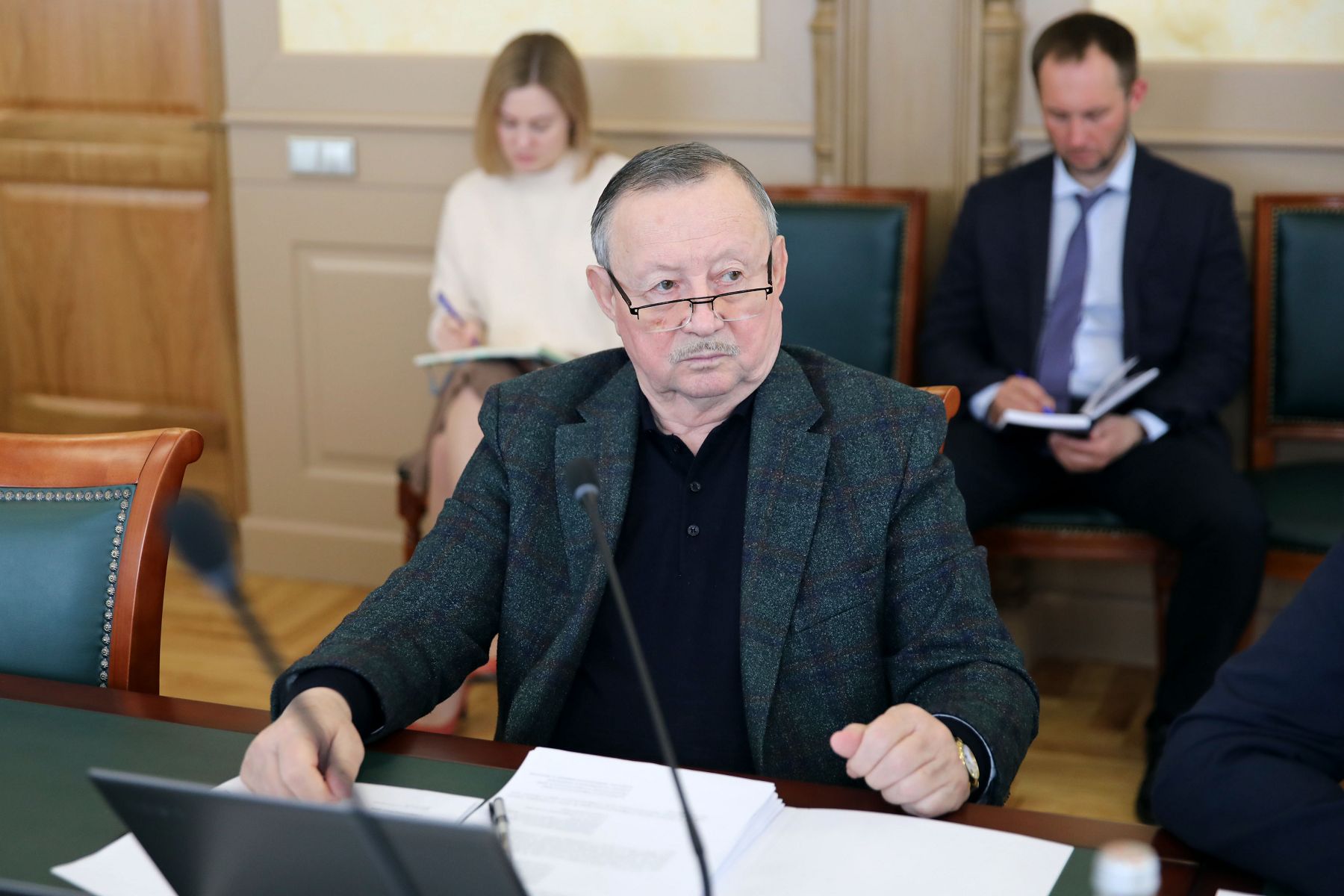 О повестке очередного заседания Думы